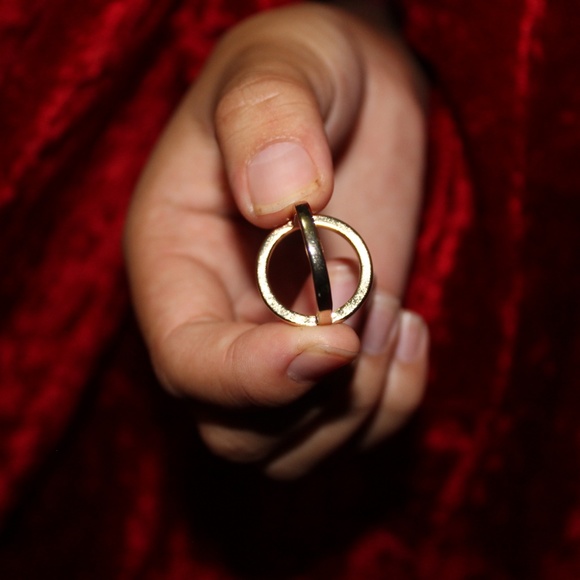 Gold Geo Rings (I Take Offers!) - Picture 8 of 8